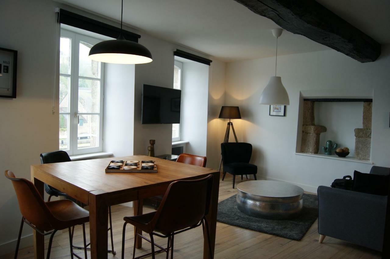 Le 1777 Apartment Dinan Luaran gambar